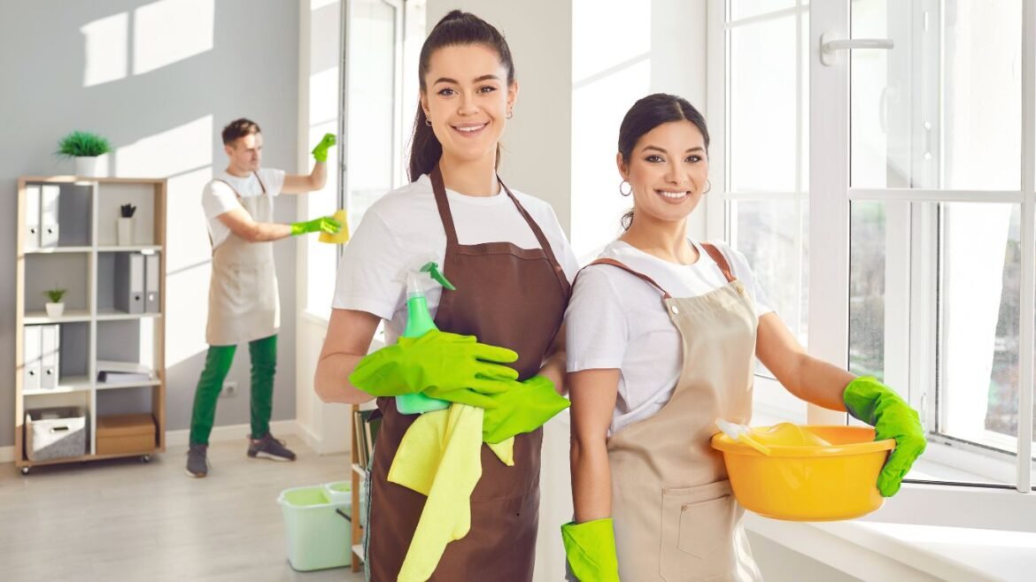 Before and after results of apartment cleaned by Hifi’s best cleaning services in Abu Dhabi price.