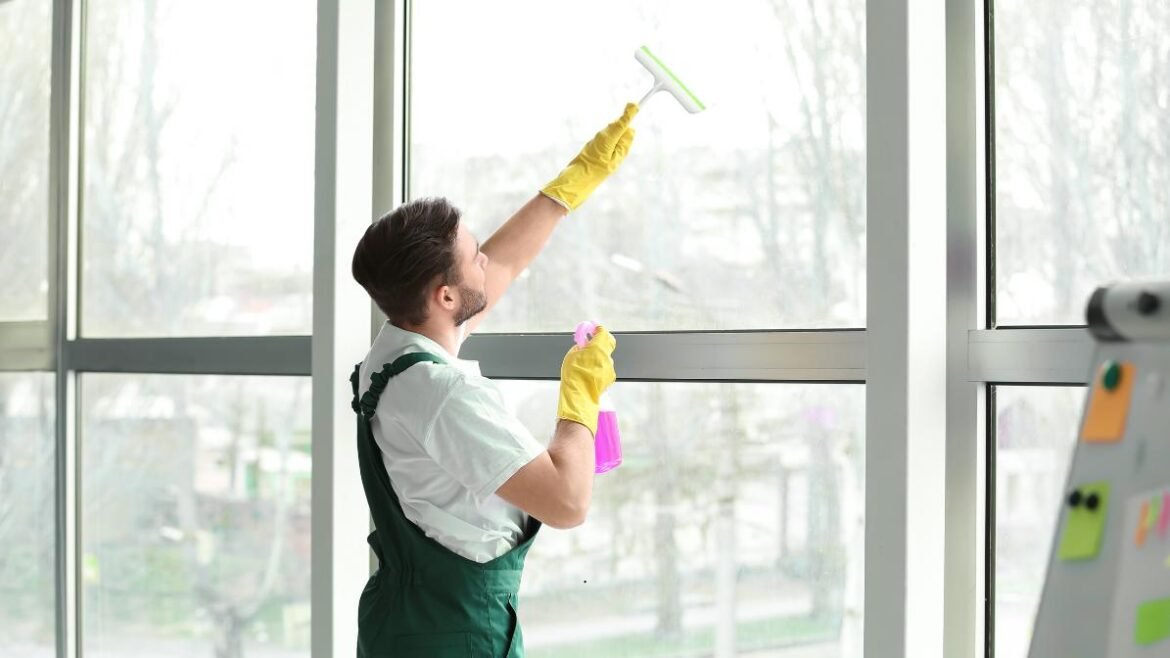 Wondering how to book window cleaning services in Abu Dhabi