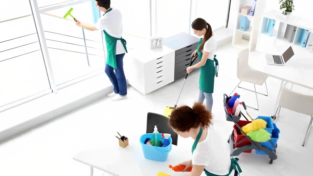 Professional cleaners providing Villa Cleaning Services in Bin Zayed City by Hifi.