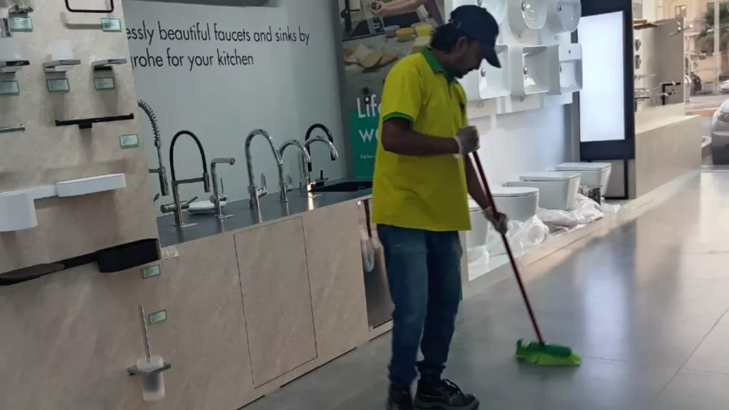 End of tenancy move out cleaning services in Abu Dhabi