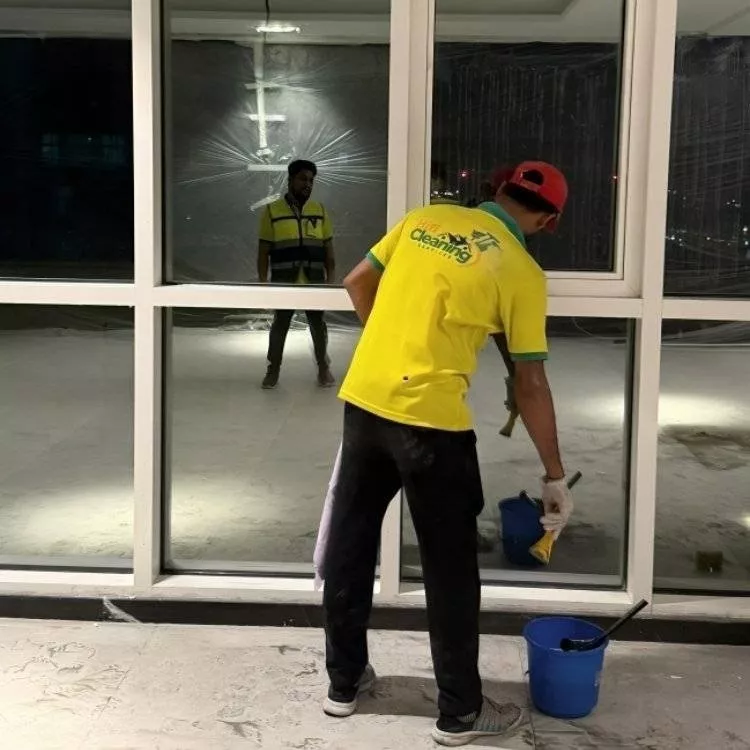 Professional villa window cleaning in Abu Dhabi
